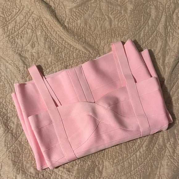 Elegant Pink Bodycon Dress - Picture 5 of 5